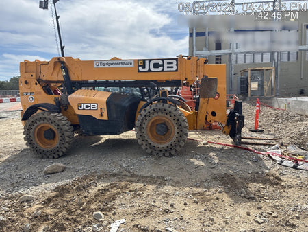 2019 JCB 512-56