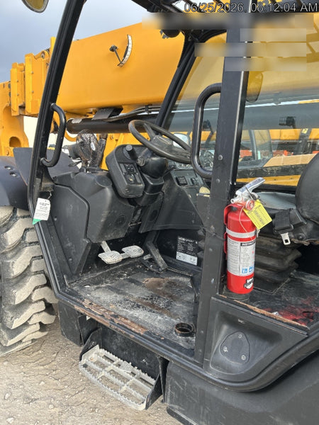 2023 JCB 510-56