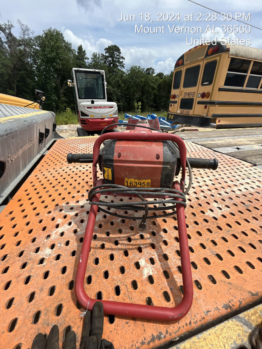 2021 HILTI TE 3000-AVR