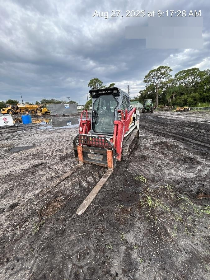 2025 TAKEUCHI 80" Smooth Bucket - Takeuchi