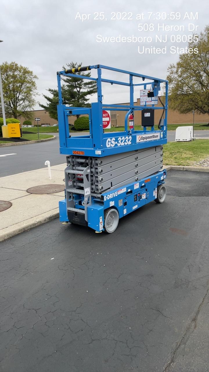 2022 GENIE GS-3232