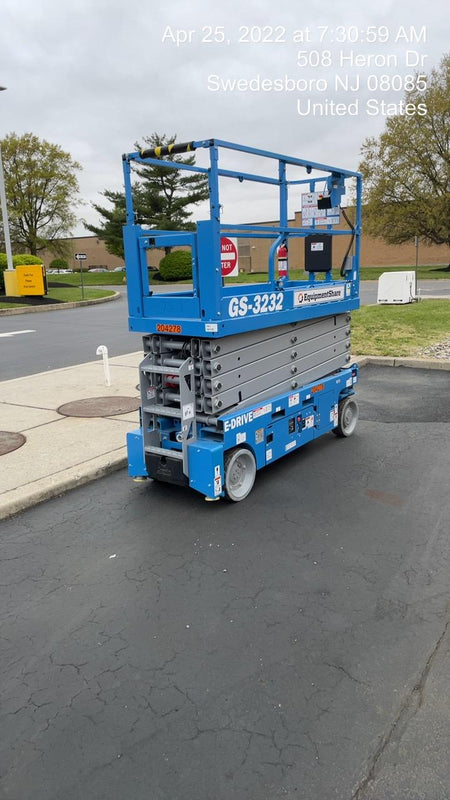 2022 GENIE GS-3232