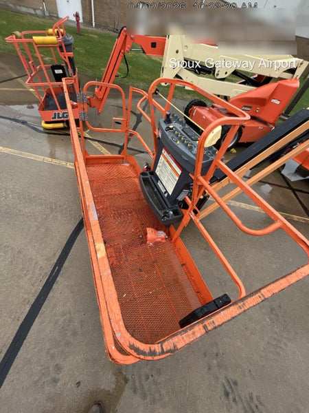 2023 JLG 600AJ
