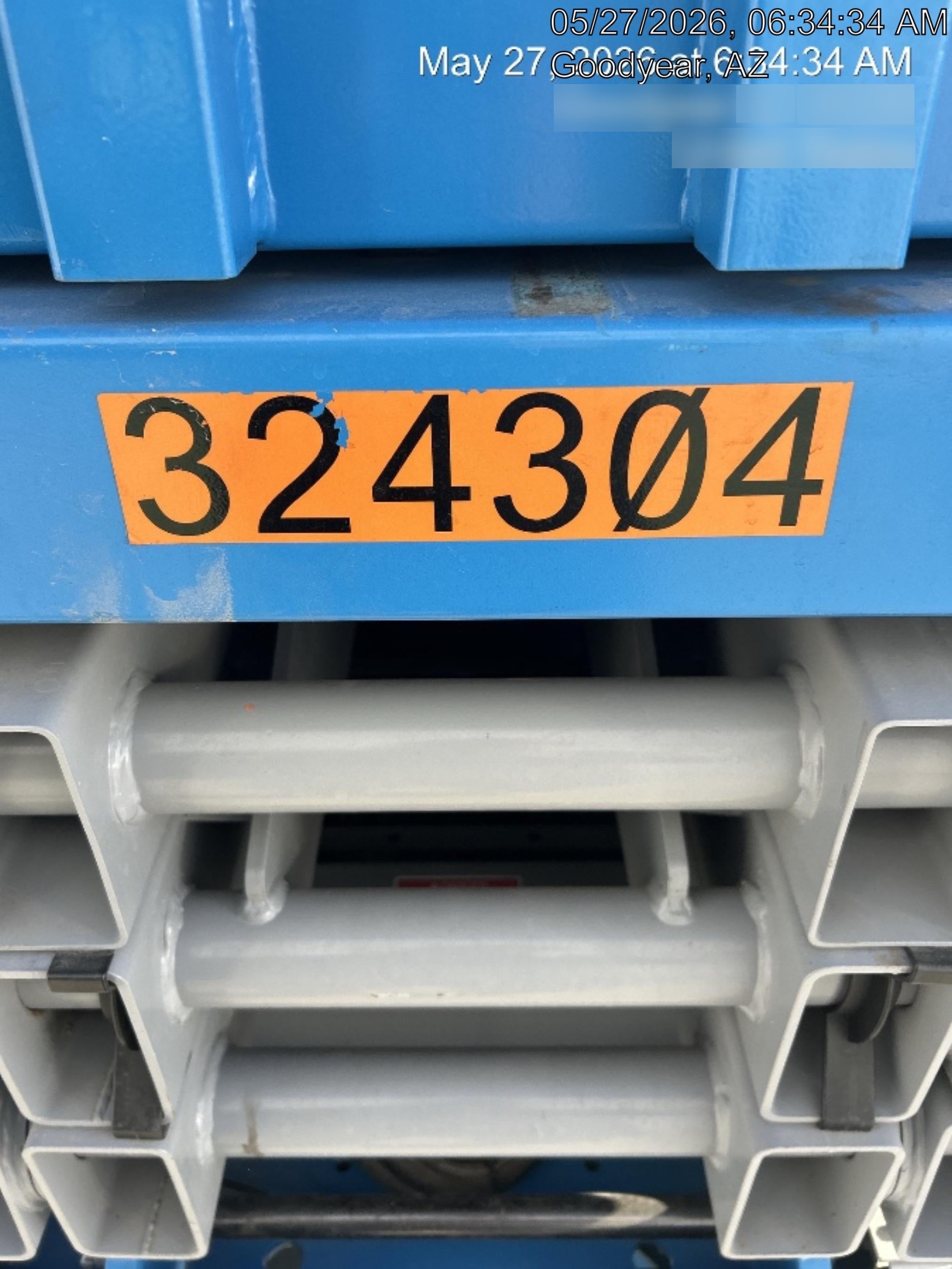 2023 GENIE GS-2632
