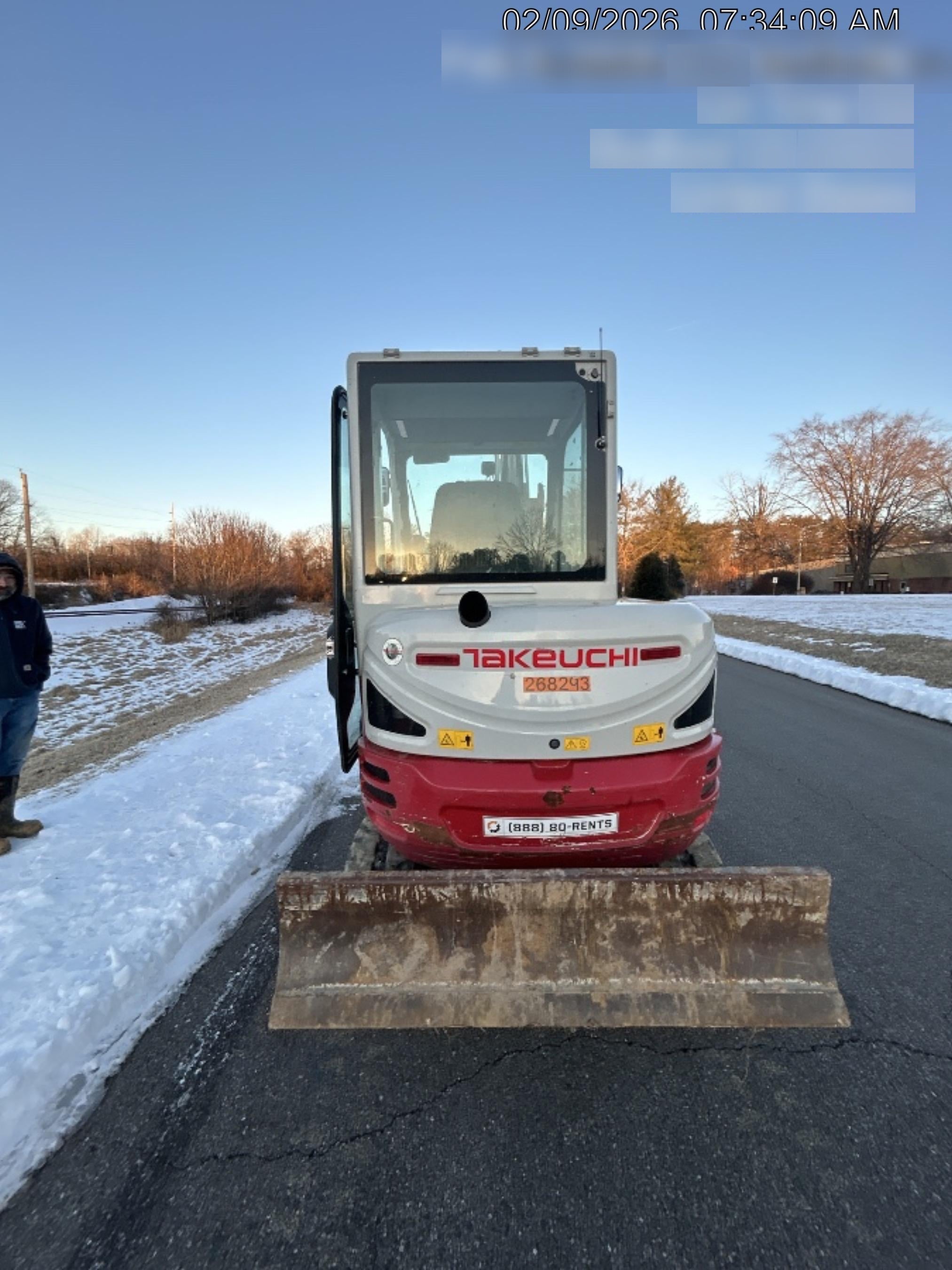 2022 TAKEUCHI TB235-2CR