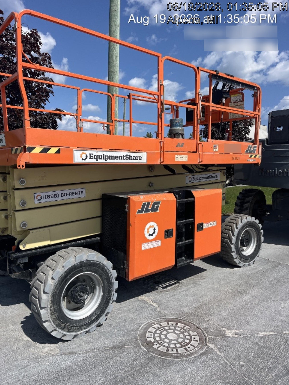 2021 JLG 430LRT