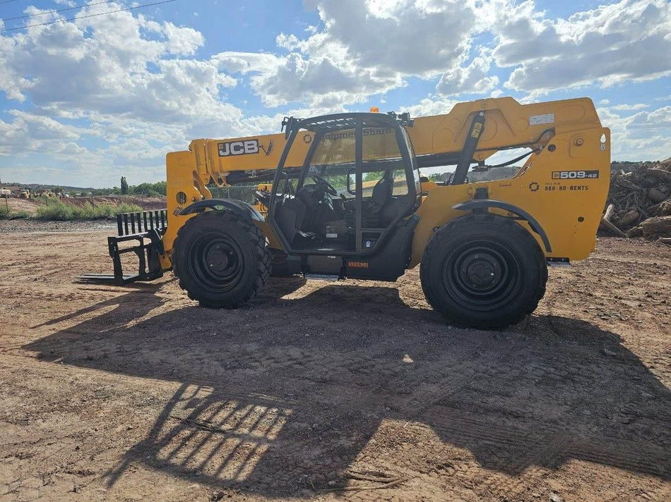 2023 JCB 509-42