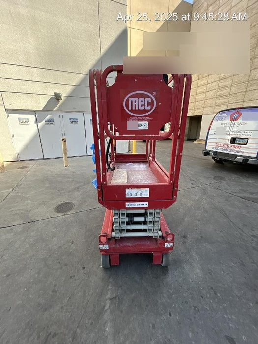 2020 MEC 1330SE Solid NM Tires, Steel Swing out Doors, LCS, Beacon, 900W Inverter