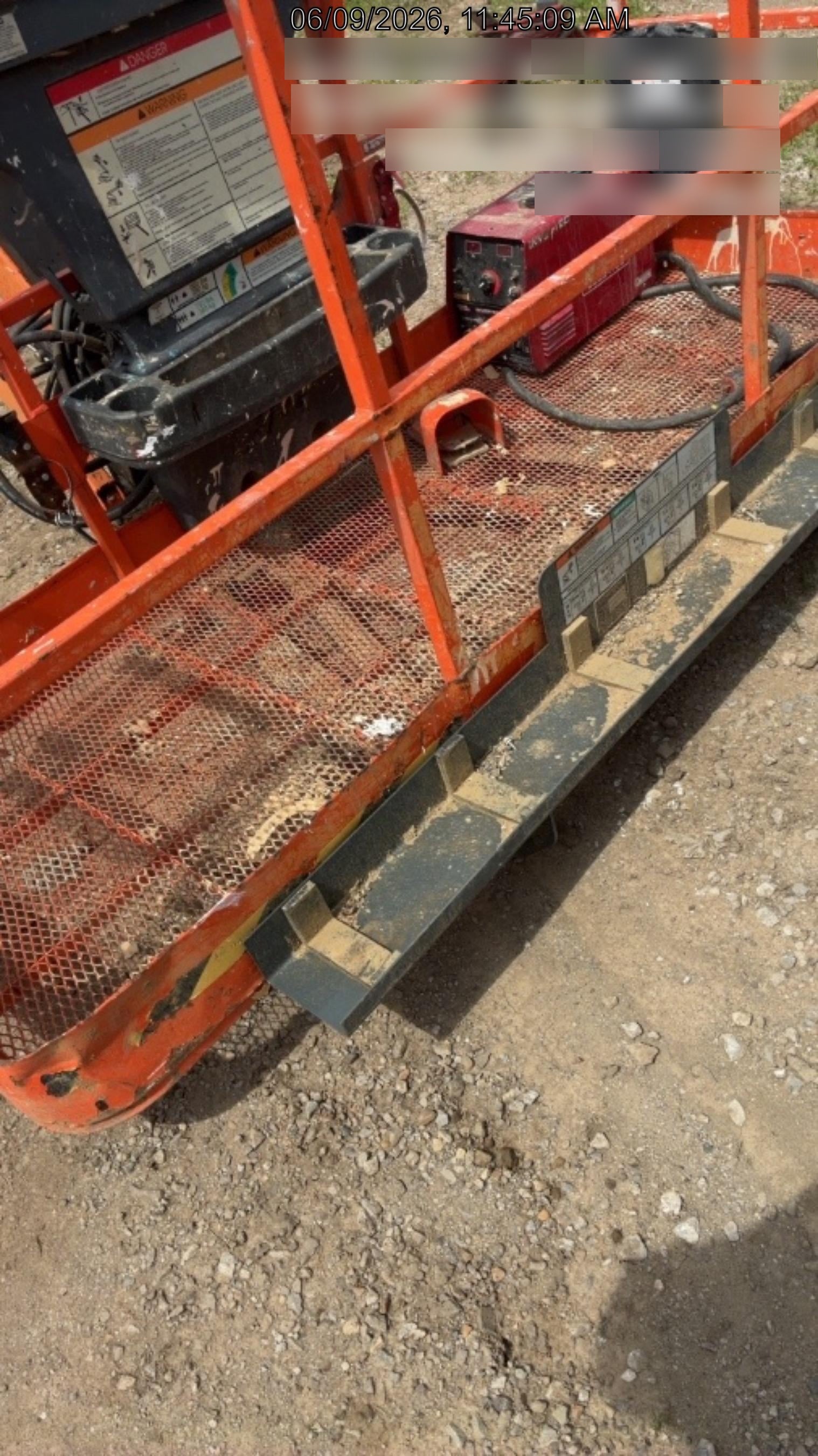 2022 JLG 660SJ