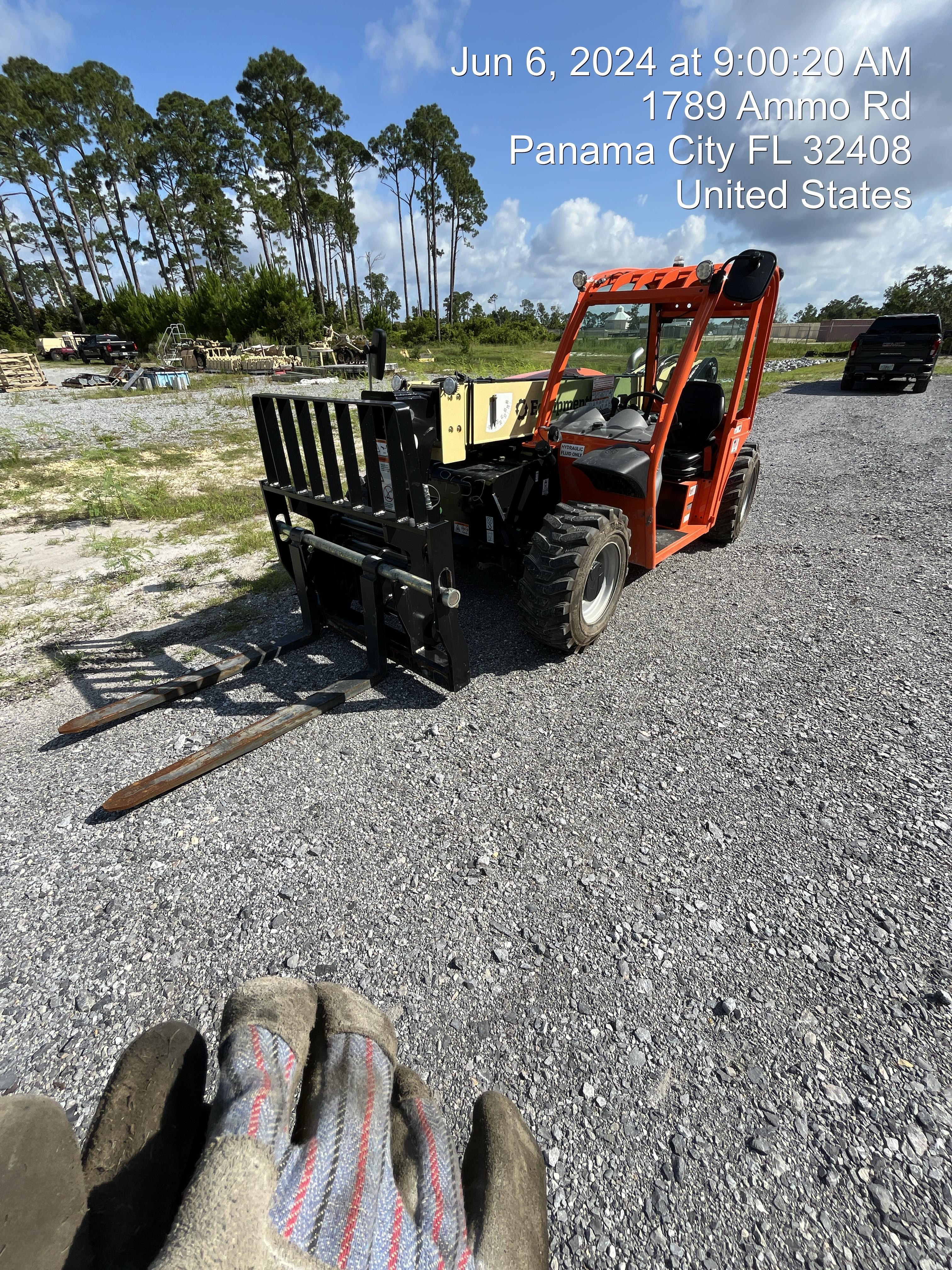 2023 JLG G5-18A