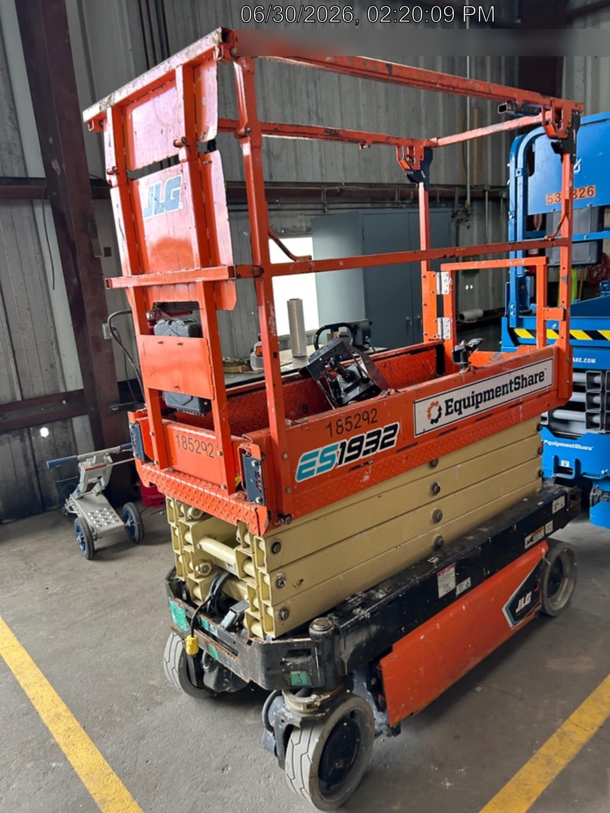 2021 JLG ES1932