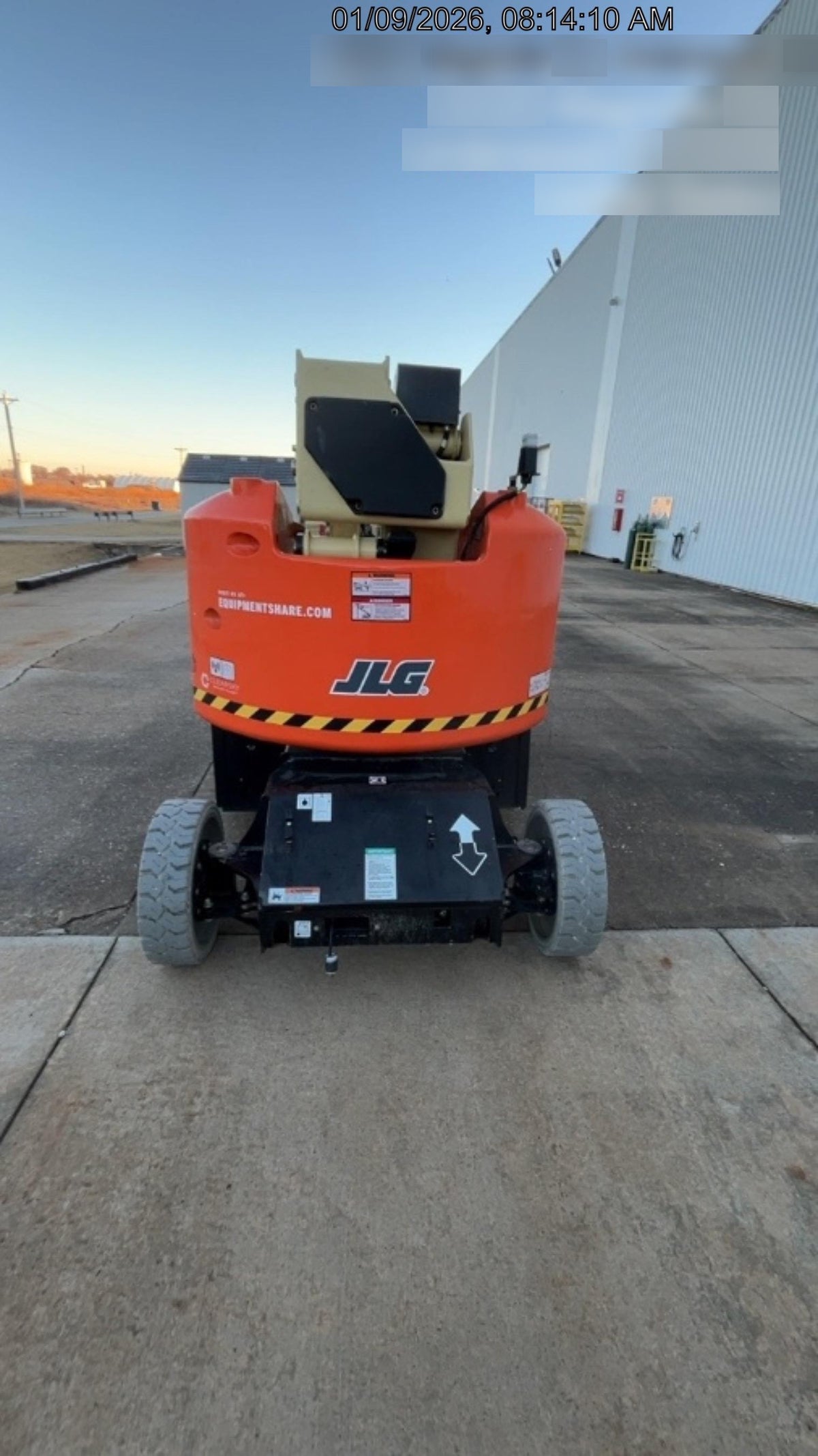 2024 JLG E400AJP Narrow