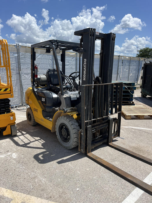 2021 KOMATSU FG25T-16