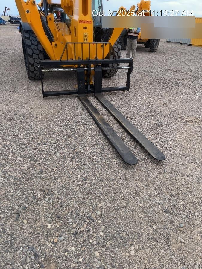 2025 JCB 512-56