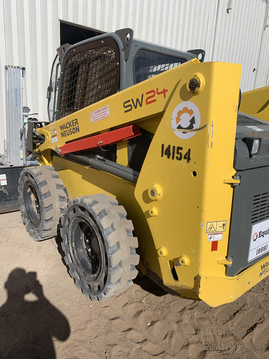 Wacker Neuson SW24 SW24 8K Wheeled Skid Loader, Cab/Heat/AC , ISO , Bucket Leveling, Solid Tires, 75" Bucket LP w/ Teeth