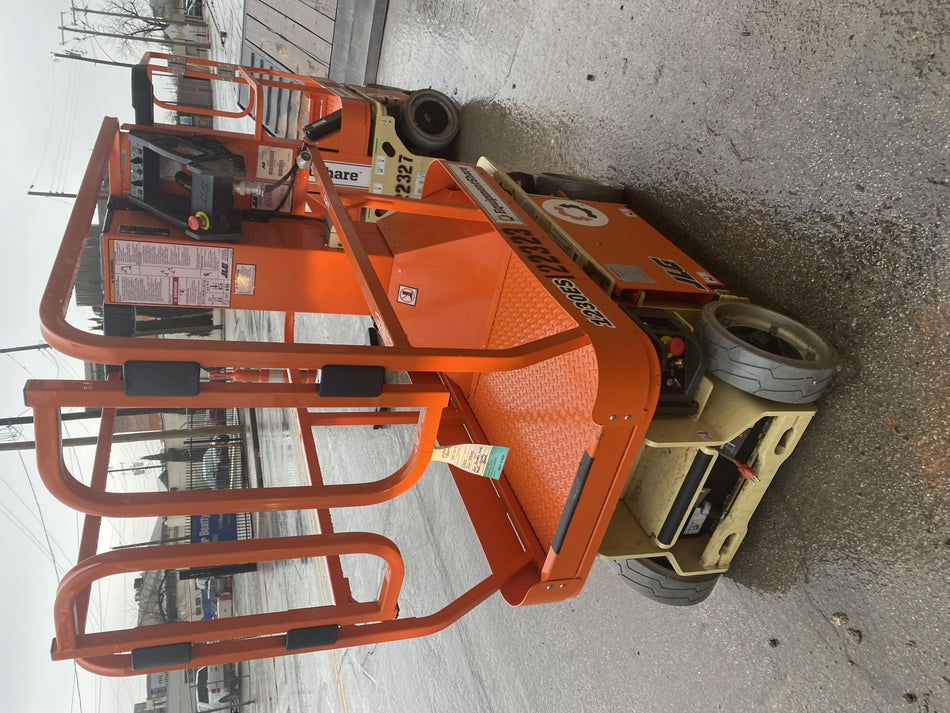 2021 JLG 1230ES