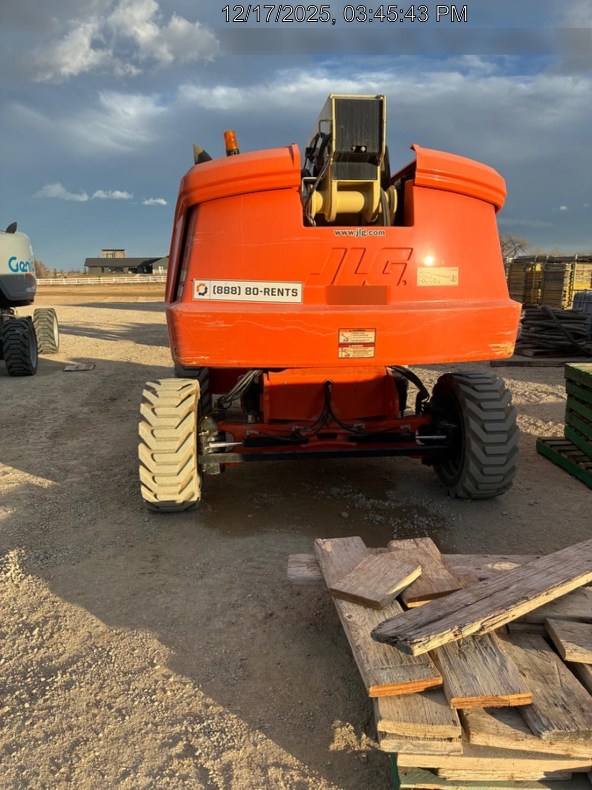 2019 JLG 660SJ
