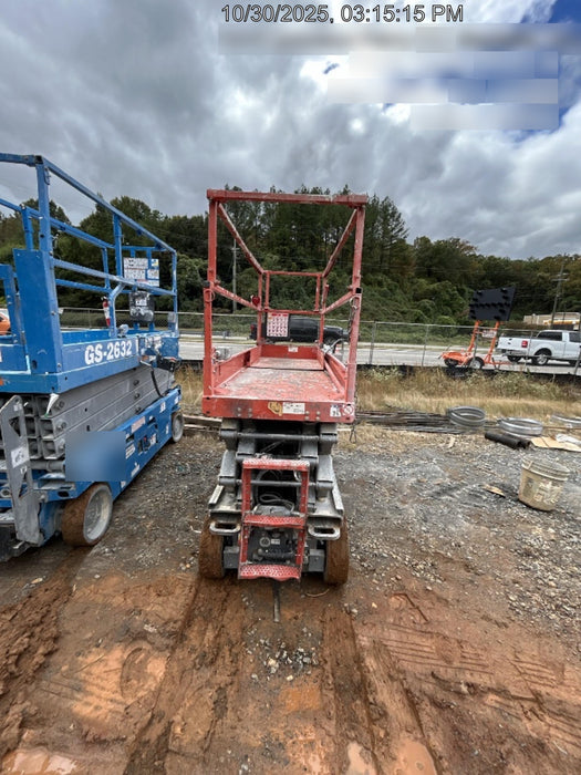 2018 Skyjack SJIII-3226 Skyjack SJIII3226 Scissor Lift w/Trojan Batteries