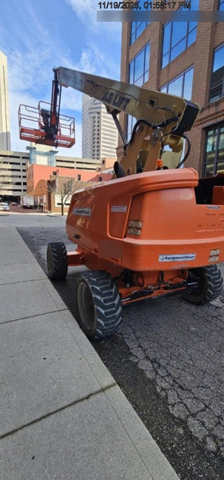 2020 JLG 660SJ