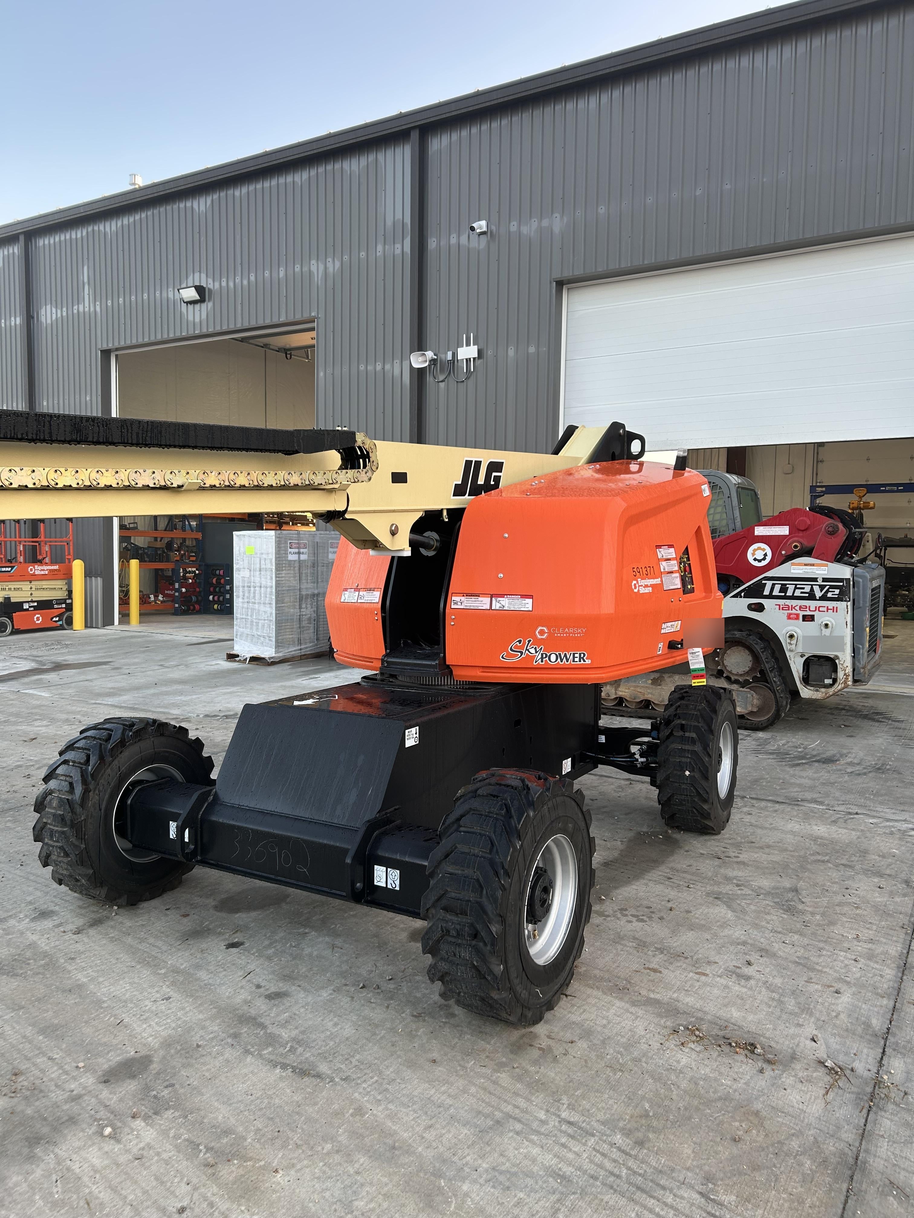 2025 JLG 460SJ