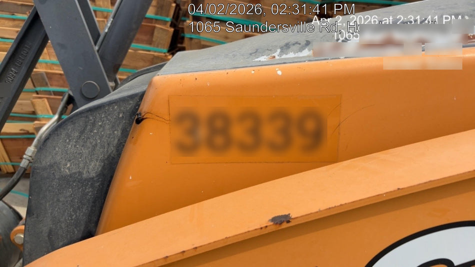 2019 Case 570N EP Canopy, 4WD, GP Front Bucket, Dual Tilt Cylinder, 84" Box Blade w/ Scarifier, Wheel Weights, Beacon