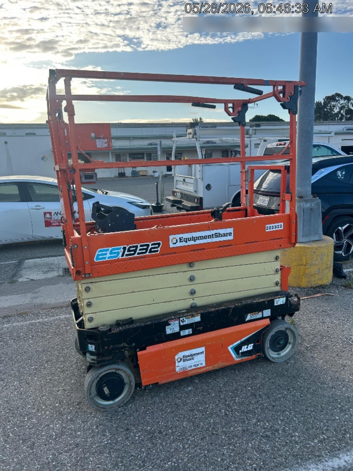 2022 JLG ES1932