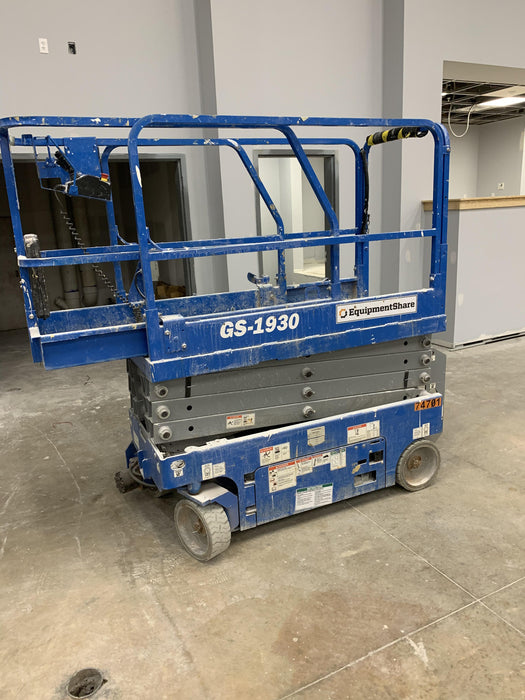 2020 Genie GS-1930 Fixed rails with chain entry gate - Pre A92.20