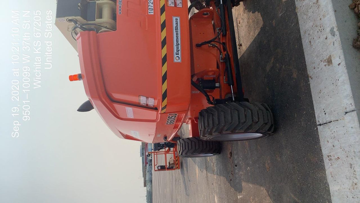 2020 JLG 660SJ
