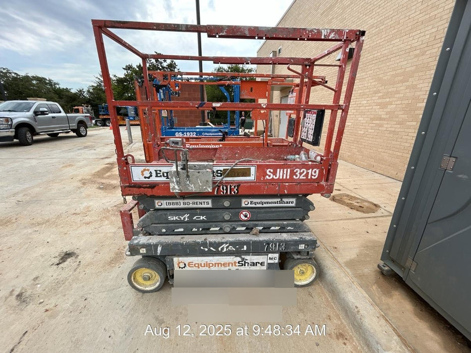 2018 SKYJACK SJIII-3219