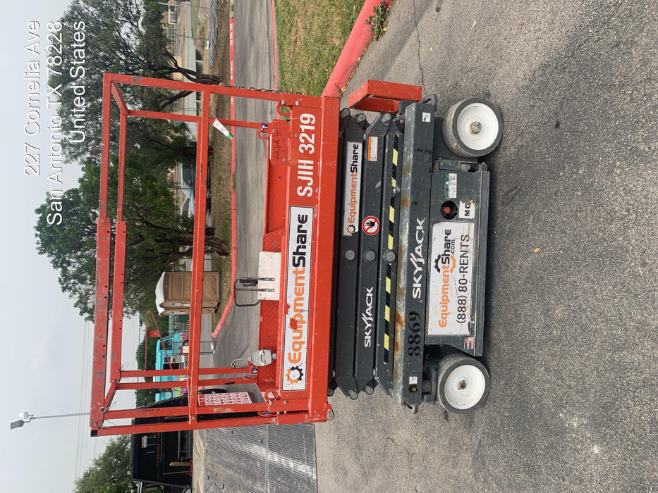 2018 Skyjack SJIII-3219 Skyjack SJIII3219 Scissor Lift