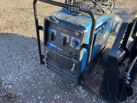 2019 Miller Electric BOBCAT 250 Standard w/Running Gear, Bracket, Hose