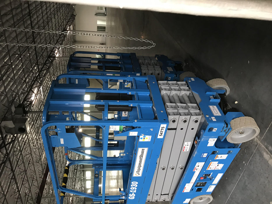 2019 Genie GS-1930 Half Height Swing Gate, 800W Inverter