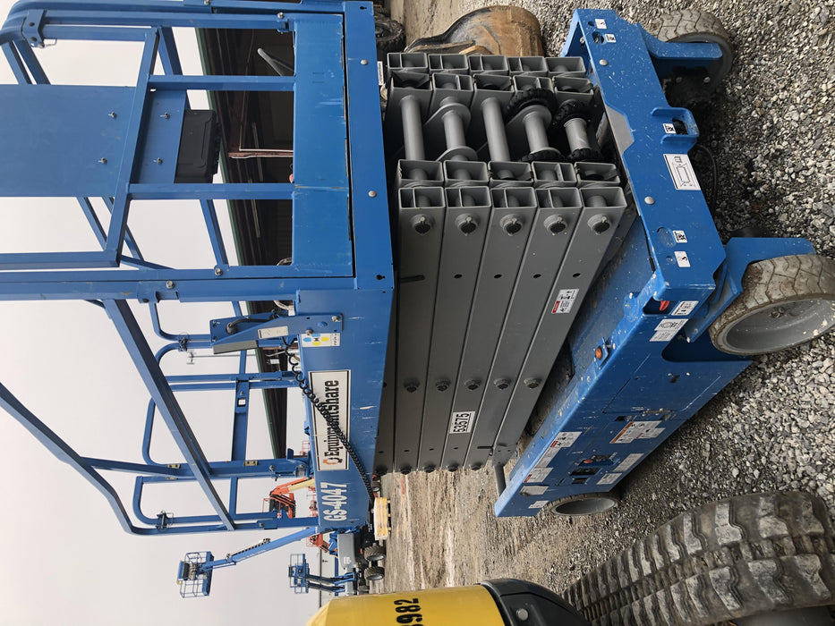 2019 Genie GS-4047 Folding rails with half height swing gate