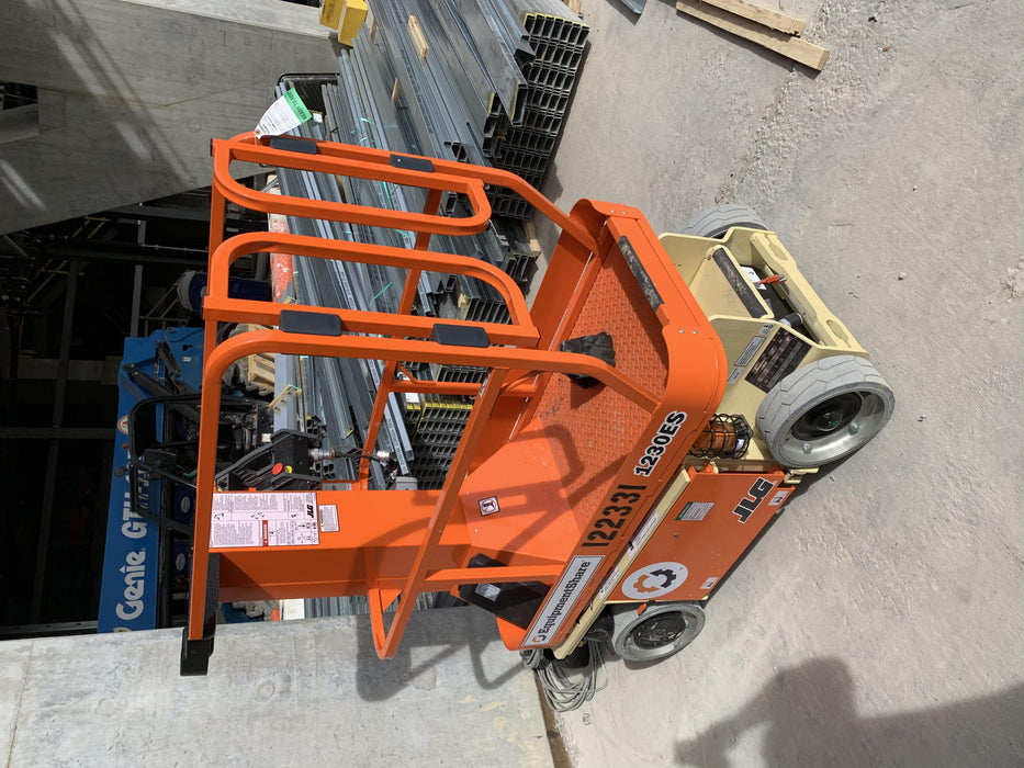 2021 JLG 1230ES