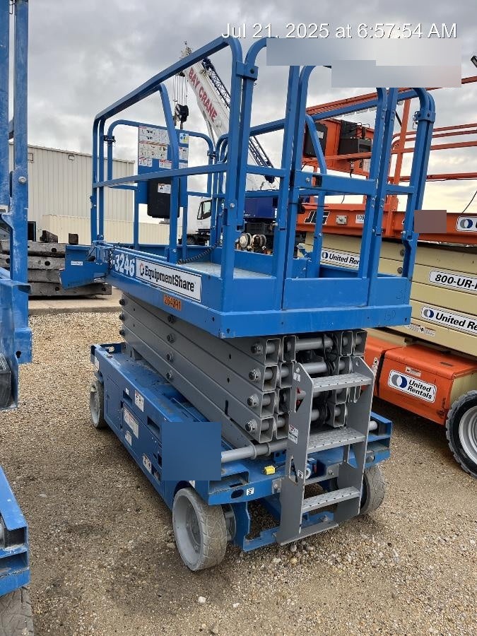 2022 GENIE GS-3246