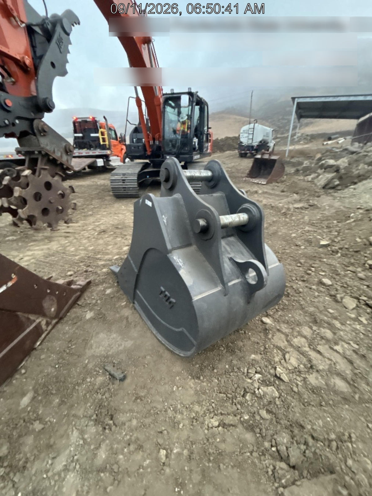 2025 FLECO 24" Bucket 56k - 75k - Fleco