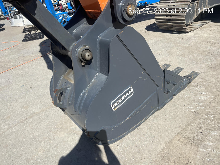 2022 DOOSAN DX225LC-5