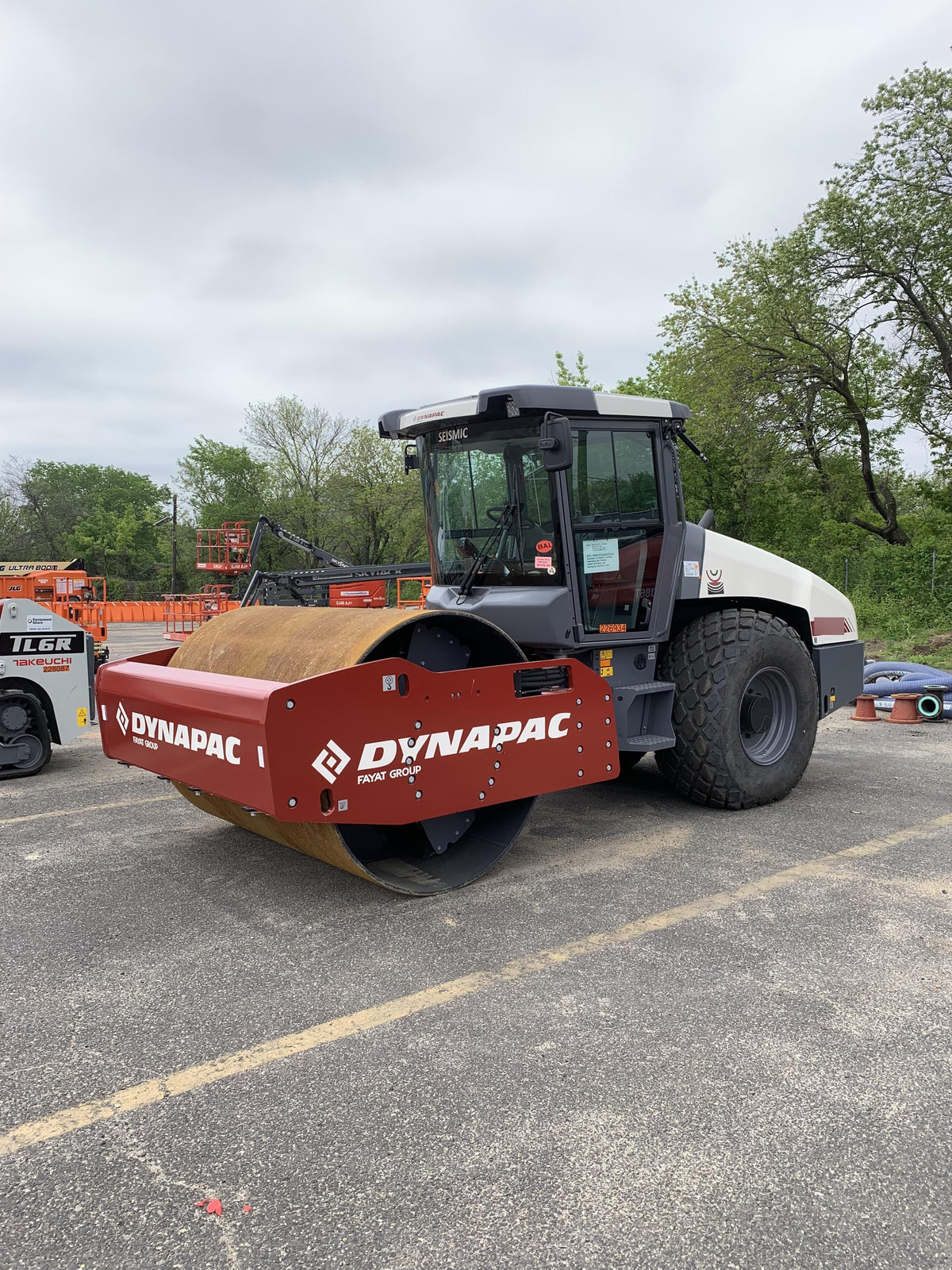 2022 DYNAPAC CA2500D