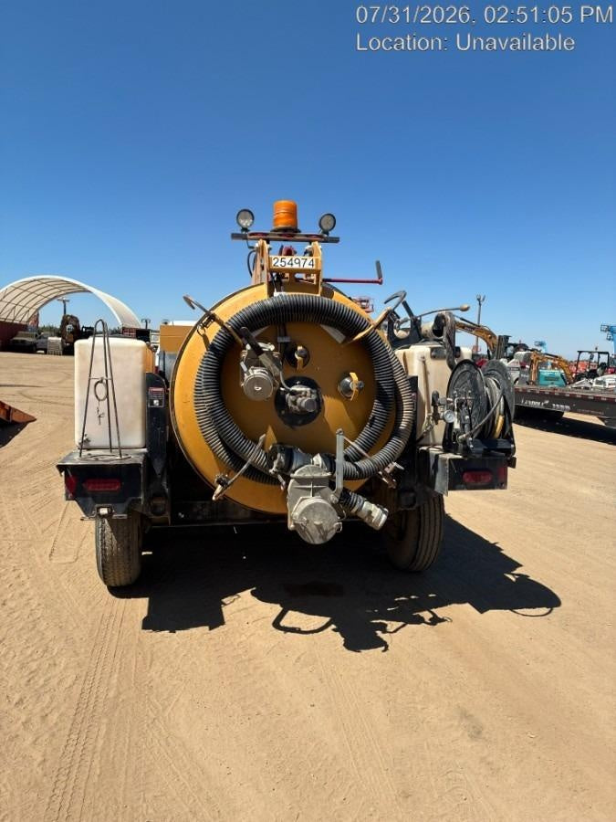 2022 VAC-TRON LP573XDT
