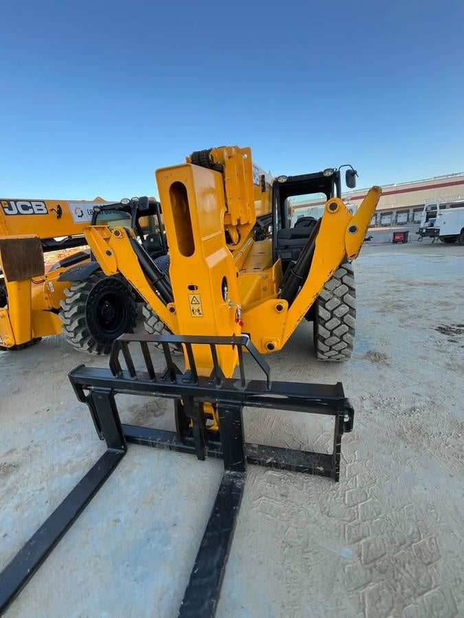 2024 JCB 510-56