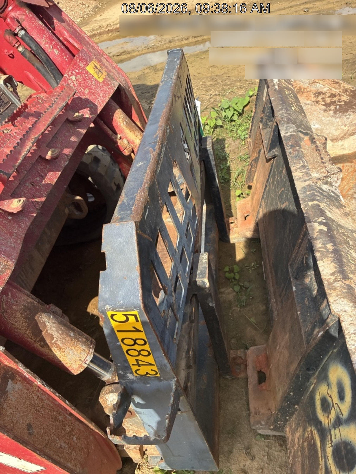 2025 SOLESBEE 48" Pallet Forks - Solesbee