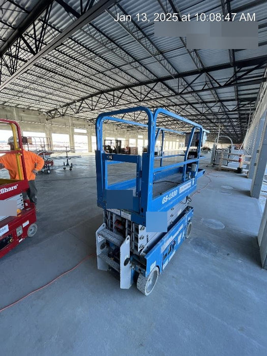 2020 Genie GS-1930 Solid Non Marking Tires, Beacon, Folding rails with half height swing gate