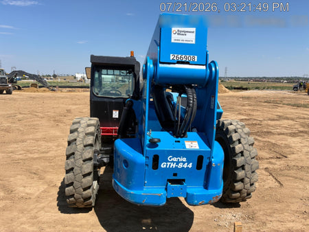 2022 GENIE GTH-844