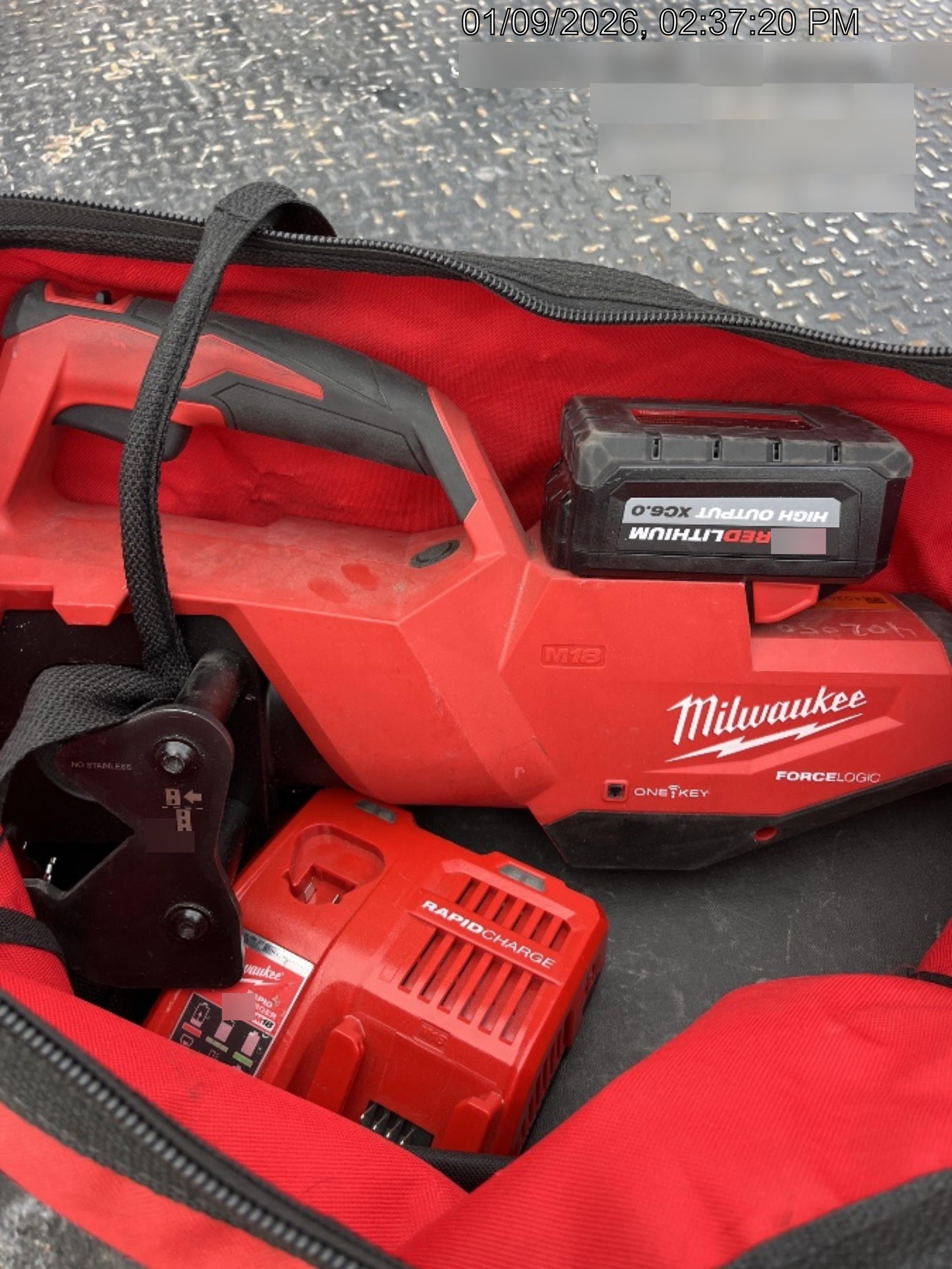 2024 MILWAUKEE 2933-21