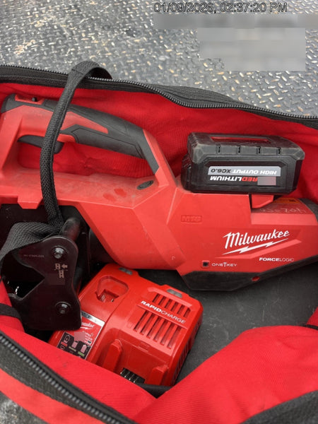 2024 MILWAUKEE 2933-21