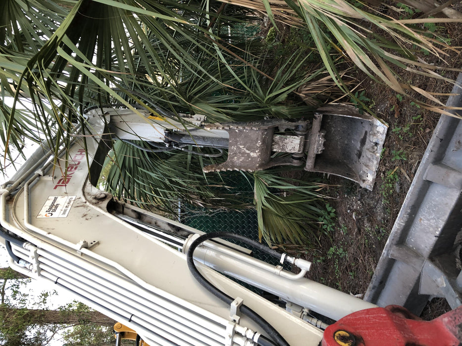 2019 Takeuchi TB260 Canopy, Standard Blade, Auxiliary hydraulics Manual QC, Hydraulic thumb, 12" ,18", 24" Bucket