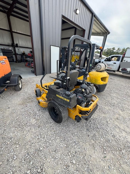2021 HUSTLER 940056