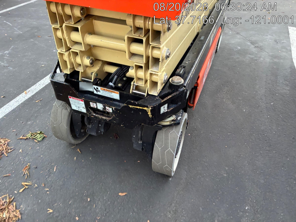 2022 JLG ES2632
