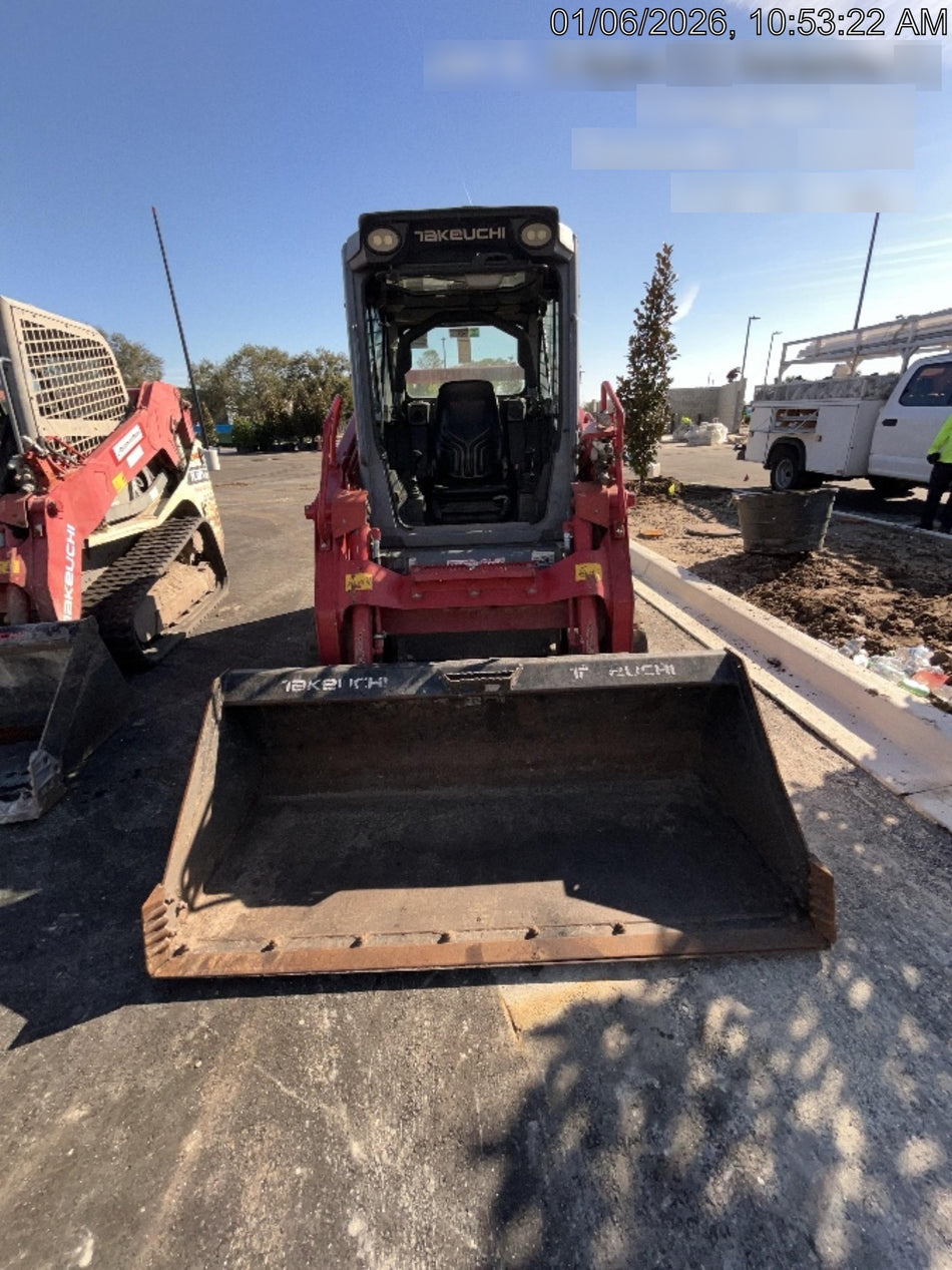 2022 TAKEUCHI TL10V2-CR