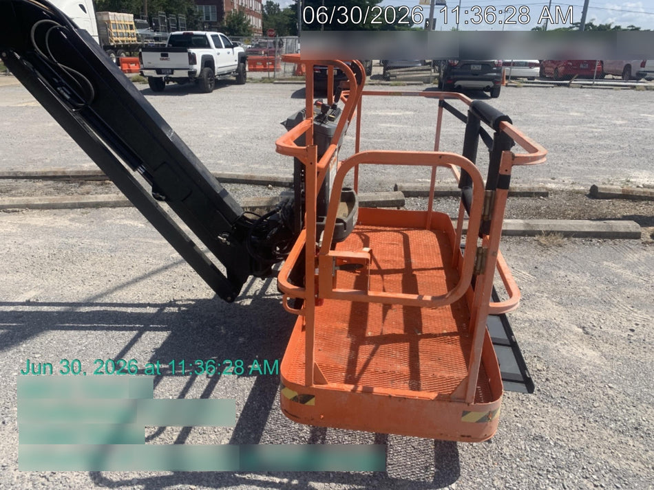 2025 JLG 660SJ